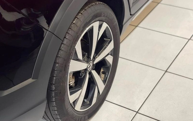 imagem-https://www.socarrao.com.br/sc-vehicle-images-prod/2109365/1787768648942-8182202_8_B_fda8856b16.jpeg