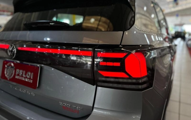 imagem-https://www.socarrao.com.br/sc-vehicle-images-prod/2109401/1790000280661-8182088_9_B_1e6f5bec57.jpeg