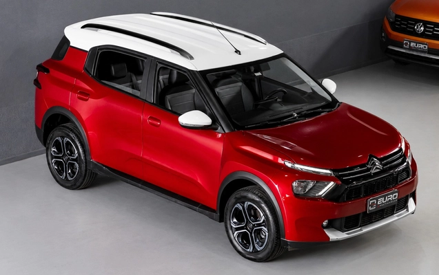 imagem-https://www.socarrao.com.br/sc-vehicle-images-prod/2109603/1785787476089-43e8da7db3e548da88a033017a03d3ec_1781362773205.jpg