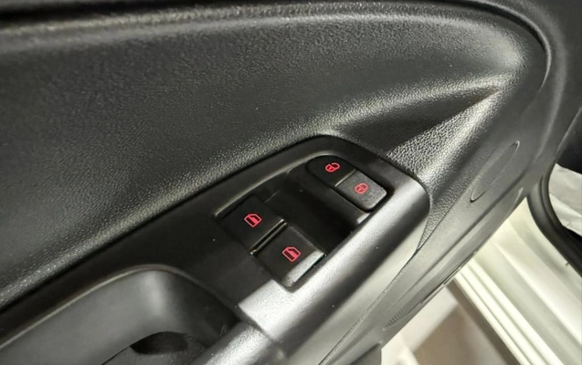 imagem-https://www.socarrao.com.br/sc-vehicle-images-prod/2109680/1784640463781-vehicle_image_1781360628_3514eed1f5ef0f4fdf77411aee428dd2.jpeg