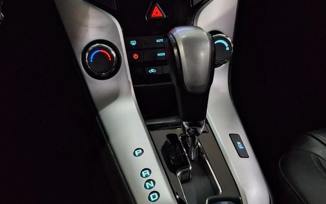 imagem-https://www.socarrao.com.br/sc-vehicle-images-prod/2109739/1789653244559-8184156_22_B_6a3dbdb46b.jpeg