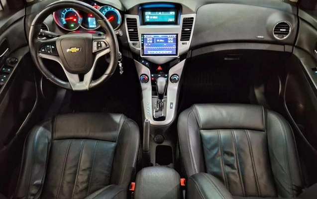 imagem-https://www.socarrao.com.br/sc-vehicle-images-prod/2109739/1789653244561-8184156_10_B_1de3d57e3f.jpeg