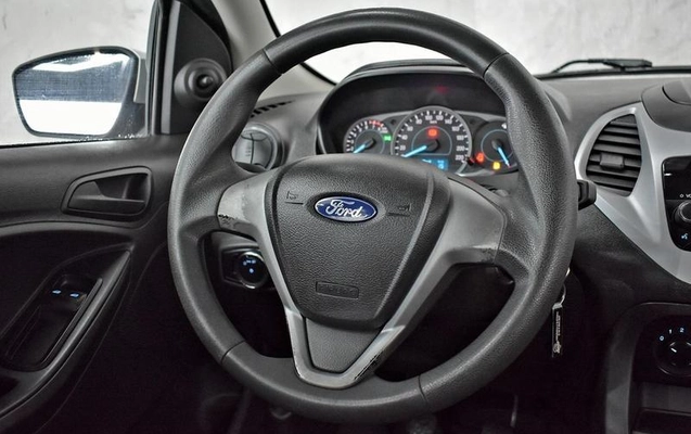 imagem-https://www.socarrao.com.br/sc-vehicle-images-prod/2109774/1784383037521-8092965_10_B_1fe7703053.jpeg