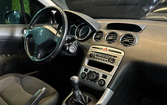 imagem-https://www.socarrao.com.br/sc-vehicle-images-prod/2109777/1781362236906-9_115004.jpg