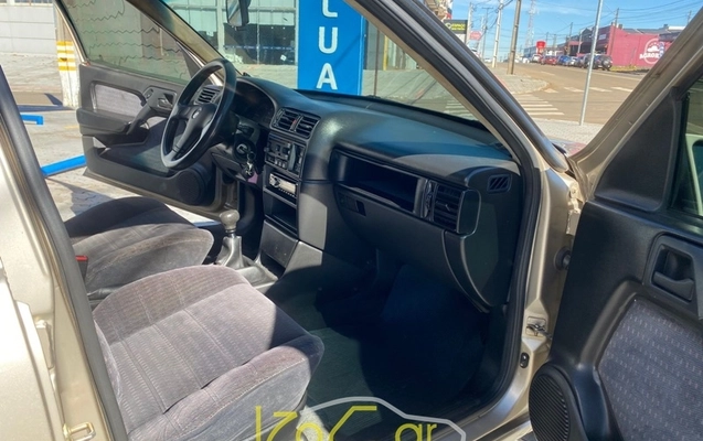 imagem-https://www.socarrao.com.br/sc-vehicle-images-prod/2110000/1781366125412-v00Cy9dwtwE8yhLhWj8BvdJ1bMgFVfBs.jpg