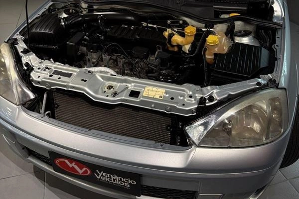 imagem-https://www.socarrao.com.br/sc-vehicle-images-prod/2110104/1785179168604-8178229_12_B_9172b23bad.jpeg