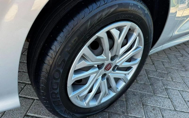 imagem-https://www.socarrao.com.br/sc-vehicle-images-prod/2110126/1789066438927-8174169_15_B_da32f0ed51.jpeg
