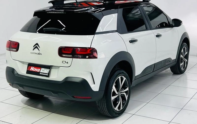 imagem-https://www.socarrao.com.br/sc-vehicle-images-prod/2110176/1787074354975-8184532_7_B_9b6ca37ee9.jpeg