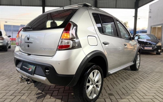 imagem-https://www.socarrao.com.br/sc-vehicle-images-prod/2110267/1791314265951-8145668_18_B_3dcf232424.jpeg