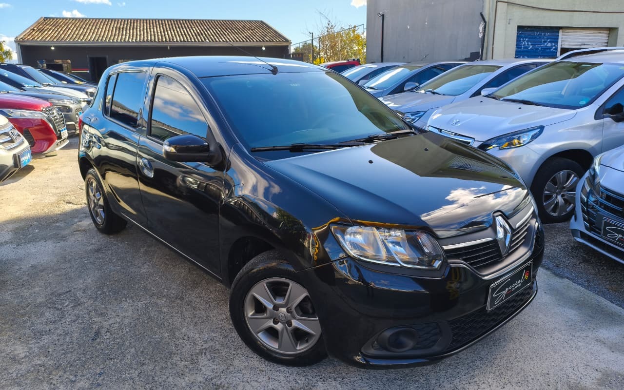 Renault Sandero Expression Hi-Power 1.6 8V 5p na cor Preto em Pinhais / PR - 2110362