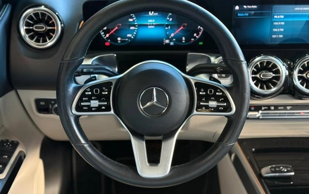 imagem-https://www.socarrao.com.br/sc-vehicle-images-prod/2110369/1788528734596-8181431_9_B_8927e11346.jpeg