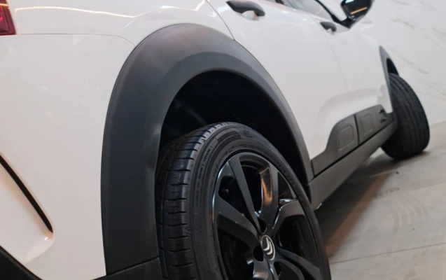 imagem-https://www.socarrao.com.br/sc-vehicle-images-prod/2110456/1781369855769-V2hhdHNBcHAgSW1hZ2UgMjAyNi0wNi0xMiBhdCAxOC4wNi40Ni5qcGVn.jpeg