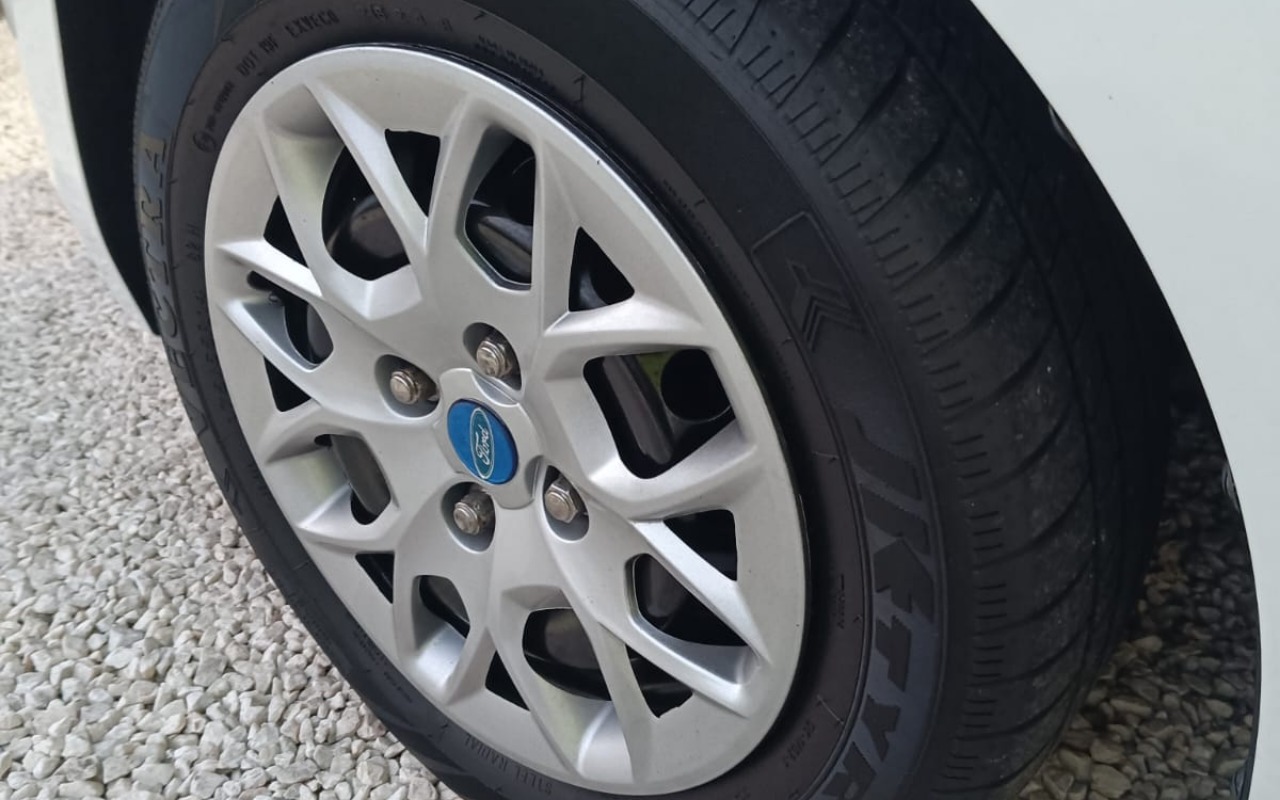 imagem-https://www.socarrao.com.br/sc-vehicle-images-prod/2110999/1782330961337-V2hhdHNBcHAgSW1hZ2UgMjAyNi0wNi0yMyBhdCAxNS4yMS40NSAoMikuanBlZw.jpeg