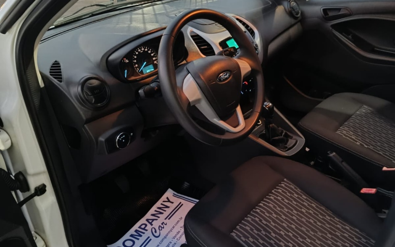 imagem-https://www.socarrao.com.br/sc-vehicle-images-prod/2110999/1782330961447-V2hhdHNBcHAgSW1hZ2UgMjAyNi0wNi0yMyBhdCAxNS4yMS40NCAoMikuanBlZw.jpeg