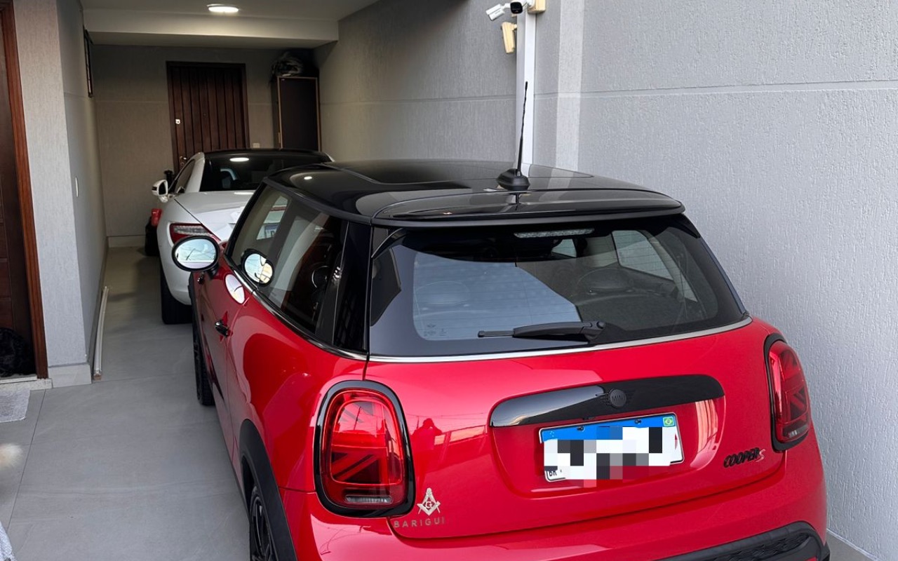 imagem-https://www.socarrao.com.br/sc-vehicle-images-prod/2111480/1781385526174-YjUwNThjZTEtY2Q0My00MjNjLWIzNTAtMTZhNzllNzlkYWFmLmpwZWc.jpeg