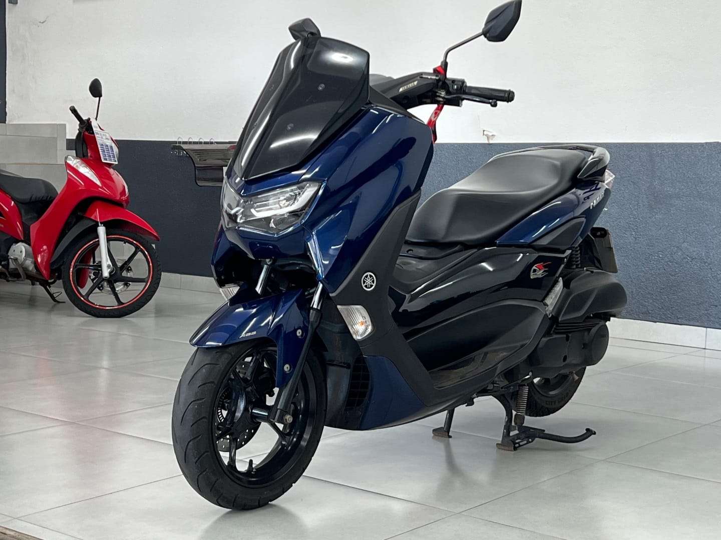 YAMAHA NMAX 160  na cor Azul em Cascavel / PR - 21127
