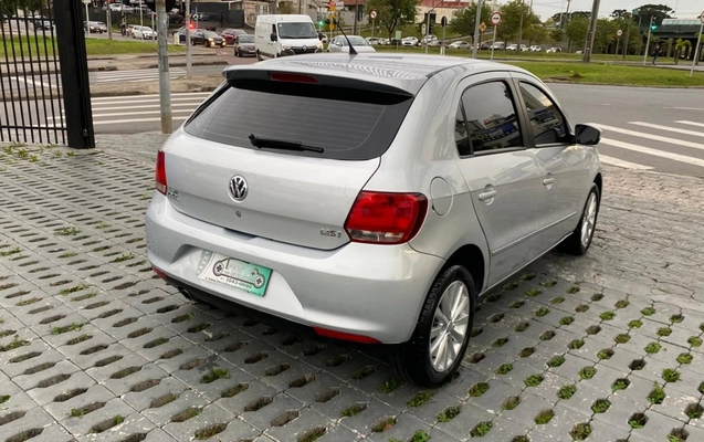imagem-https://www.socarrao.com.br/sc-vehicle-images-prod/2119138/1783016869984-Ny5qcGVn.jpeg