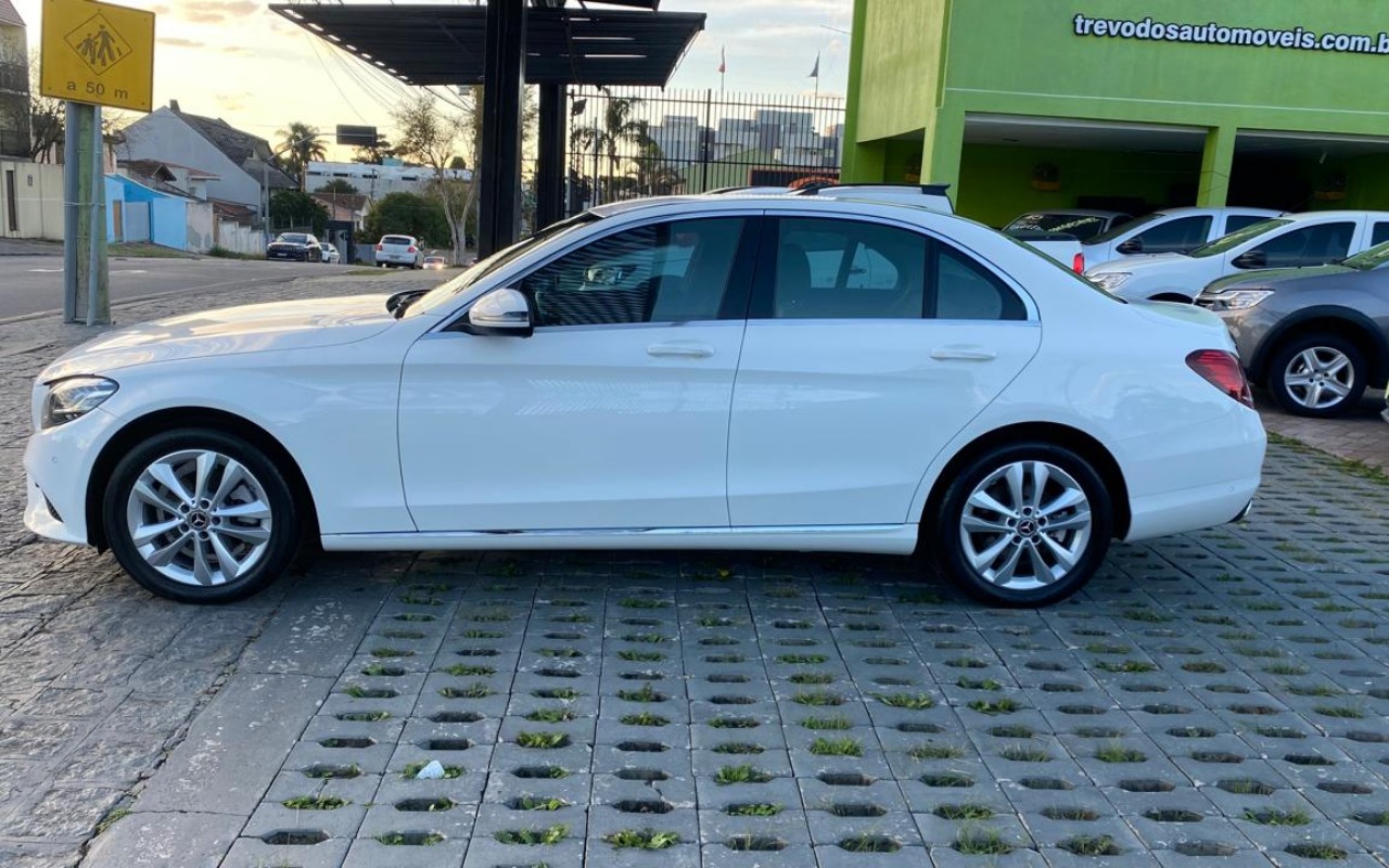 imagem-https://www.socarrao.com.br/sc-vehicle-images-prod/2119141/1781644438910-NC5qcGVn.jpeg