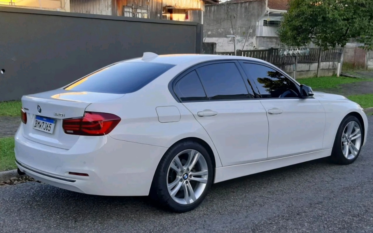 imagem-https://www.socarrao.com.br/sc-vehicle-images-prod/2119259/1781480149535-U2NyZWVuc2hvdF8yMDI2MDYxNF8xOTI5MzhfT0xYLmpwZw.jpg