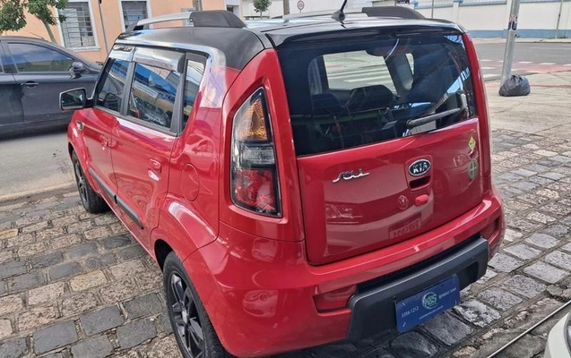 imagem-https://www.socarrao.com.br/sc-vehicle-images-prod/2126968/1781528154117-8185692_0_B_44b00c4542.jpeg