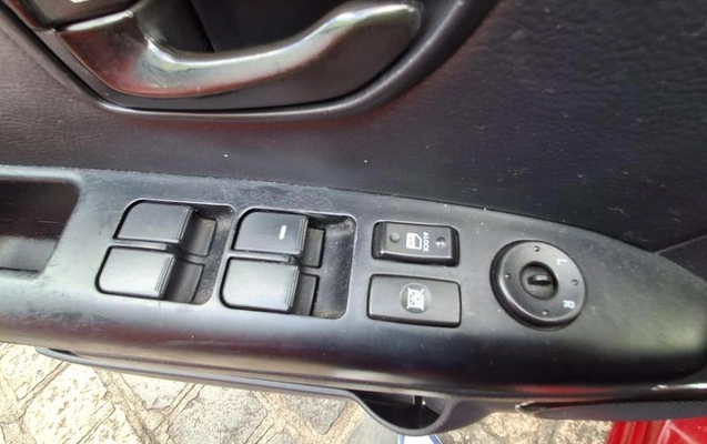 imagem-https://www.socarrao.com.br/sc-vehicle-images-prod/2126968/1781528154132-8185692_17_B_0f306e149c.jpeg