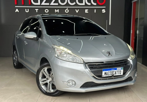 Peugeot 208 2016 Prata — foto 1 de 3