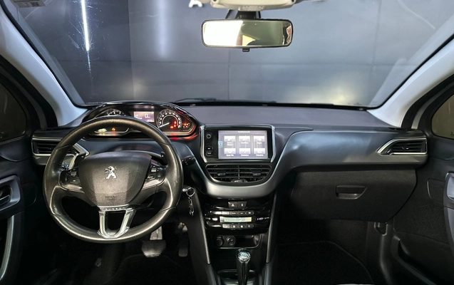 imagem-https://www.socarrao.com.br/sc-vehicle-images-prod/2127322/1789129795762-003_bc13aa637d5b6a07d5739e4092ac204b.jpg