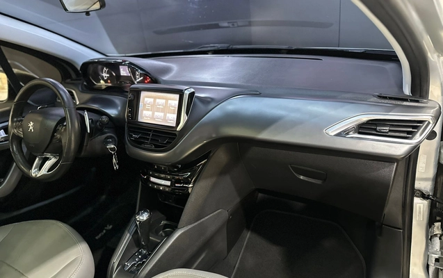 imagem-https://www.socarrao.com.br/sc-vehicle-images-prod/2127322/1789129795764-003_2ec76bac62bcb90aed9b13d76a927349.jpg