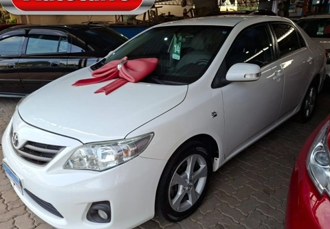 Toyota Corolla 2014 Branco — foto 1 de 3