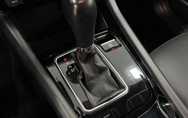 imagem-https://www.socarrao.com.br/sc-vehicle-images-prod/2127692/1788443239632-8186011_9_B_3afcbd52a4.jpeg