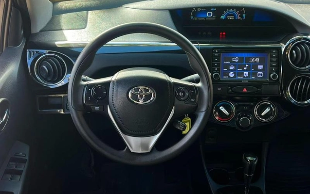 imagem-https://www.socarrao.com.br/sc-vehicle-images-prod/2127785/1786803980196-8179357_10_B_e1f3f17d6e.jpeg