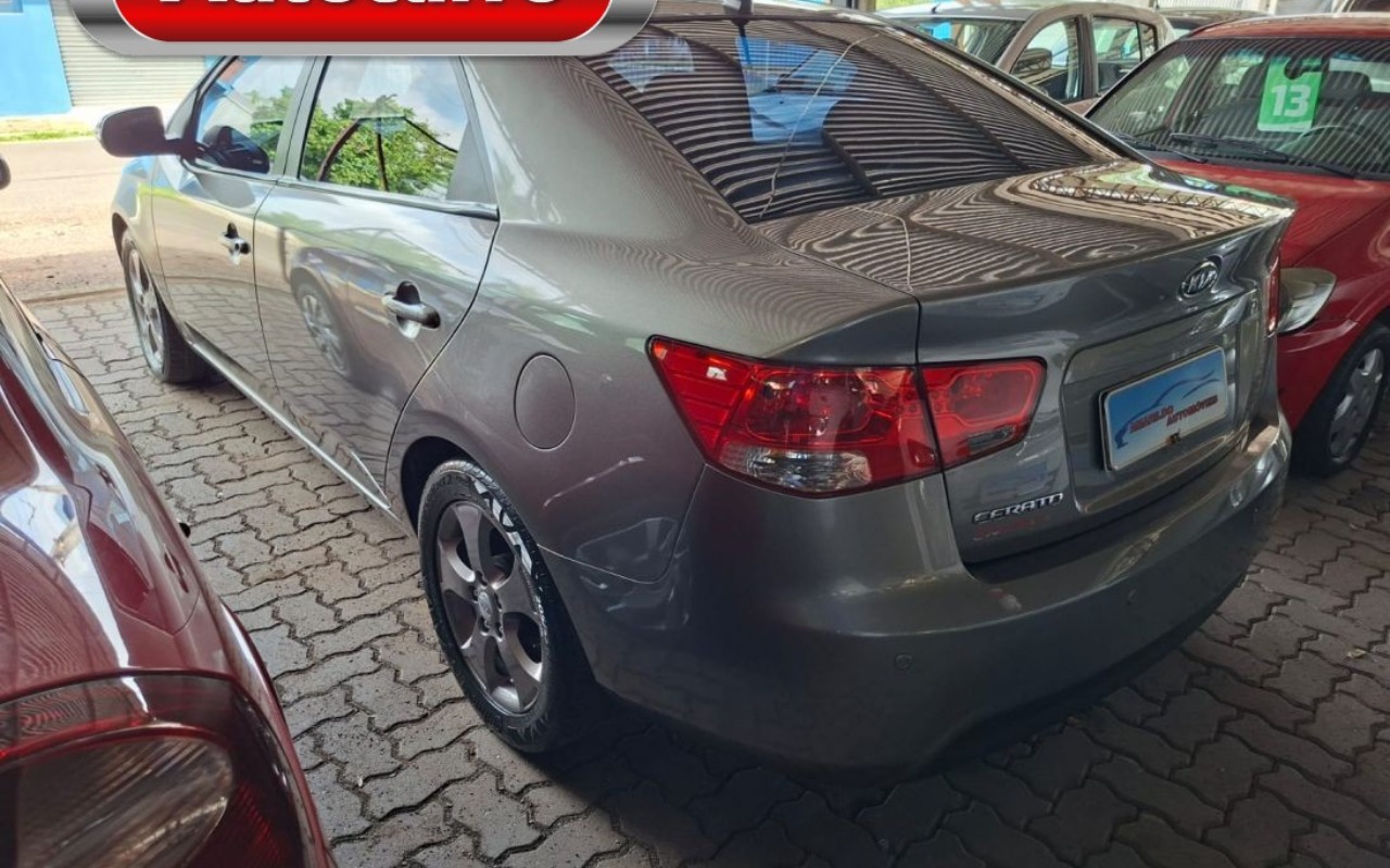 imagem-https://www.socarrao.com.br/sc-vehicle-images-prod/2128721/1781534364300-My5qcGc.jpg