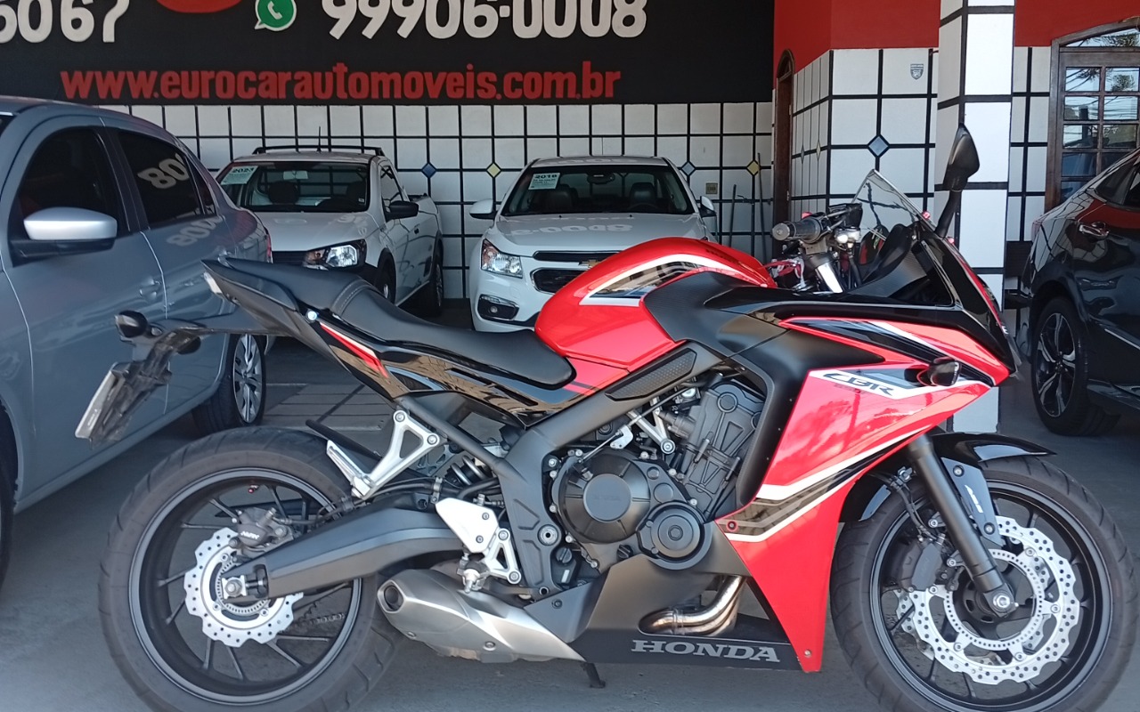 Honda CBR 650F  na cor Vermelho em Curitiba / PR - 2128758