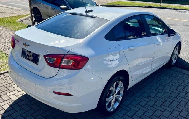 imagem-https://www.socarrao.com.br/sc-vehicle-images-prod/2129778/1782395206351-8180169_10_B_5c359ed400.jpeg