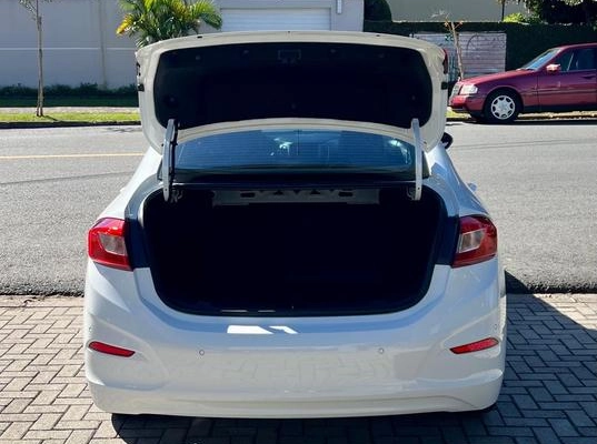 imagem-https://www.socarrao.com.br/sc-vehicle-images-prod/2129778/1782395206353-8180169_5_B_9e92a6b3ee.jpeg
