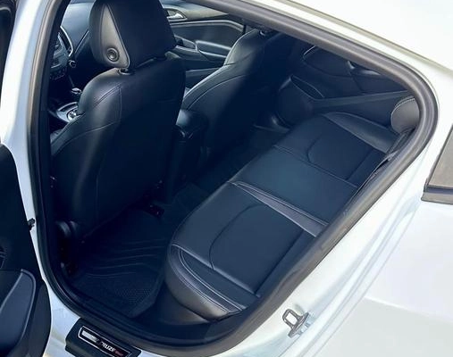 imagem-https://www.socarrao.com.br/sc-vehicle-images-prod/2129778/1782395206364-8180169_24_B_c93938a872.jpeg