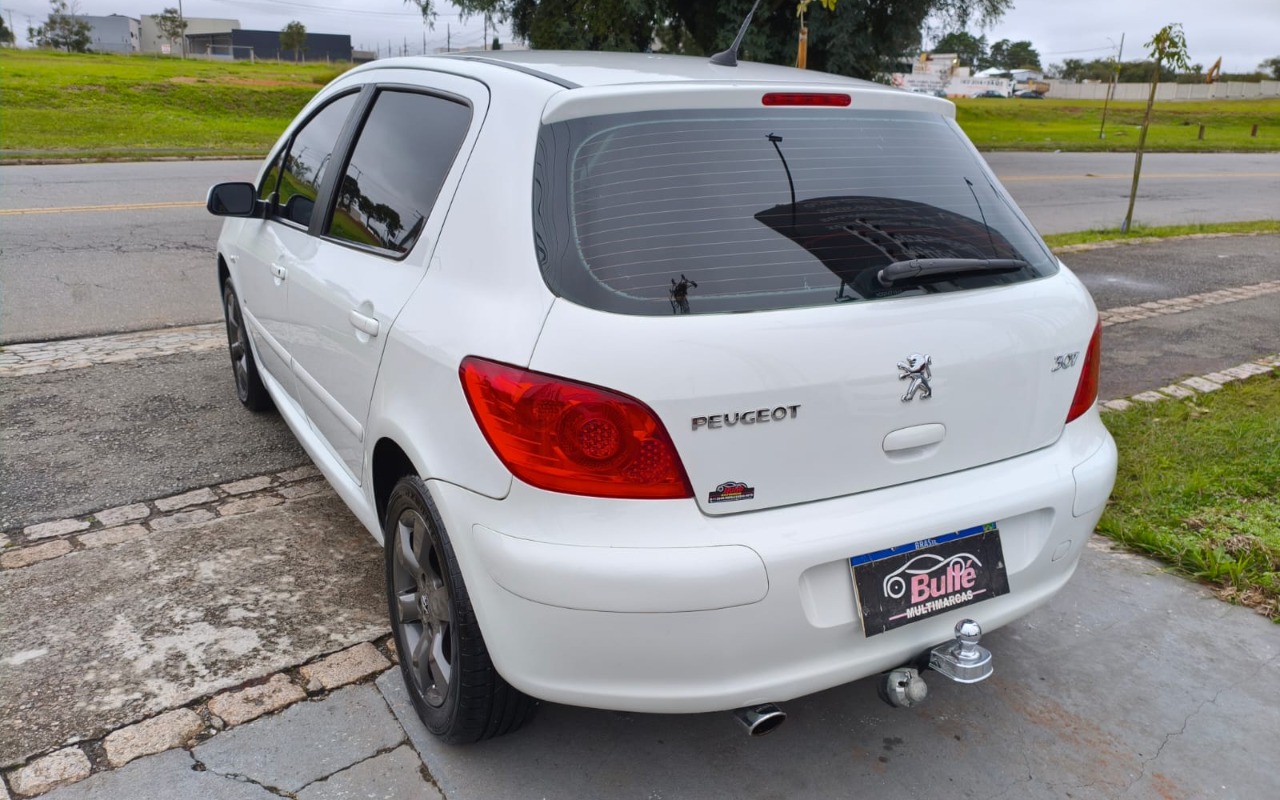 imagem-https://www.socarrao.com.br/sc-vehicle-images-prod/2130144/1781538051832-V2hhdHNBcHAgSW1hZ2UgMjAyNi0wNi0xNSBhdCAxMi4xNy4xMiAoMSkuanBlZw.jpeg