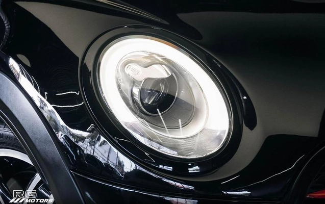 imagem-https://www.socarrao.com.br/sc-vehicle-images-prod/2130298/1784727444976-8129650_17_B_69bd7f8059.jpeg