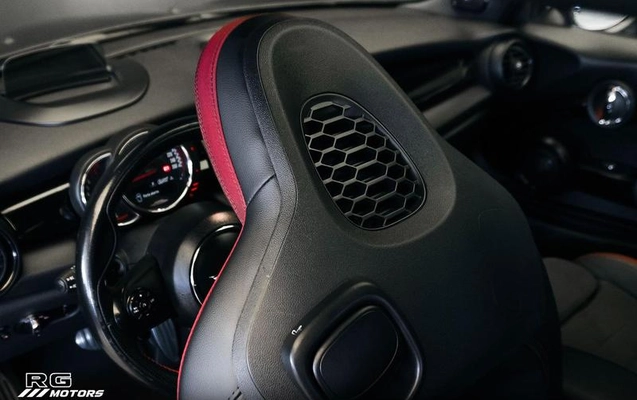 imagem-https://www.socarrao.com.br/sc-vehicle-images-prod/2130298/1784727444981-8129650_0_B_708fe7a5f1.jpeg