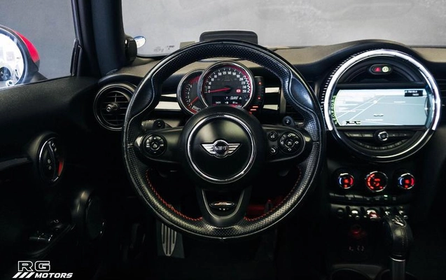 imagem-https://www.socarrao.com.br/sc-vehicle-images-prod/2130298/1784727444989-8129650_0_B_261060baae.jpeg