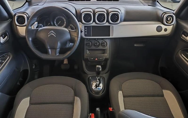 imagem-https://www.socarrao.com.br/sc-vehicle-images-prod/2130714/1784743042524-7902550_3_B_c694f93aac.jpeg