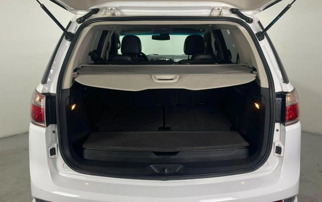imagem-https://www.socarrao.com.br/sc-vehicle-images-prod/2131257/1789069553285-8186961_1_B_235b79e3a1.jpeg