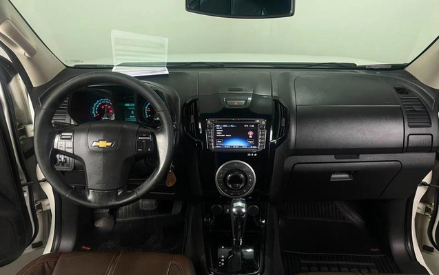 imagem-https://www.socarrao.com.br/sc-vehicle-images-prod/2131257/1789069553296-8186961_0_B_191bb8db65.jpeg