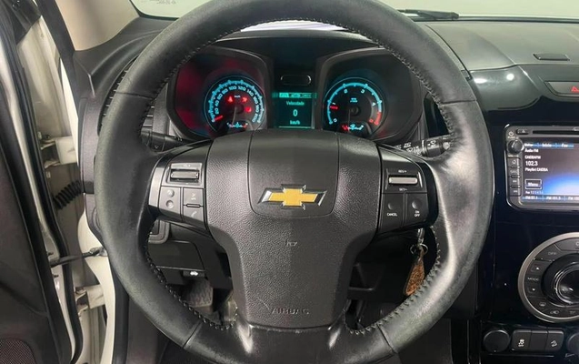 imagem-https://www.socarrao.com.br/sc-vehicle-images-prod/2131257/1789069553303-8186961_3_B_0779b76f07.jpeg