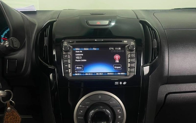 imagem-https://www.socarrao.com.br/sc-vehicle-images-prod/2131257/1789069553318-8186961_1_B_b38b871148.jpeg