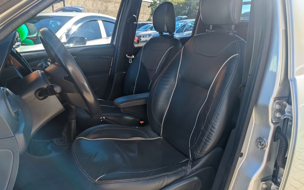 imagem-https://www.socarrao.com.br/sc-vehicle-images-prod/2132178/1781543737947-V2hhdHNBcHAgSW1hZ2UgMjAyNi0wNi0xMyBhdCAxNS4zNy4xNi5qcGVn.jpeg