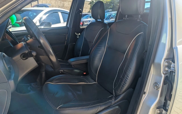 imagem-https://www.socarrao.com.br/sc-vehicle-images-prod/2132178/1781543737947-V2hhdHNBcHAgSW1hZ2UgMjAyNi0wNi0xMyBhdCAxNS4zNy4xNi5qcGVn.jpeg