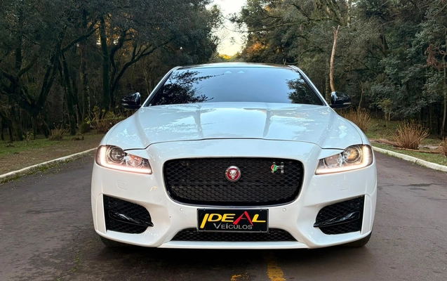imagem-https://www.socarrao.com.br/sc-vehicle-images-prod/2132330/1789136494763-a04a7265f6a444c5b959c326f161235f_1785444788717.jpg