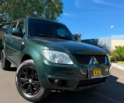 Mitsubishi Pajero TR4 2012 Verde — foto 1 de 3