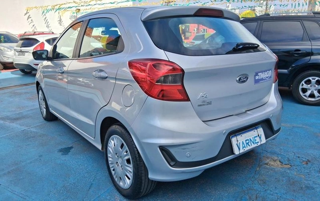 imagem-https://www.socarrao.com.br/sc-vehicle-images-prod/2133210/1788983140381-8185846_5_B_11f7bb22ed.jpeg
